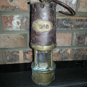 ACKROYD & BEST LTD. OF LEEDS, ENGLAND MINOR'S LAMP